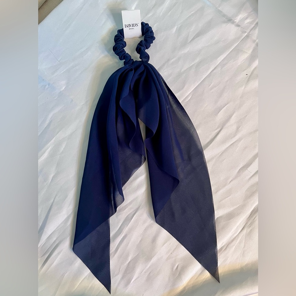 DAVIDS BRIDAL Scarf Scrunchie Navy Sheer Matches Navy Bridedmaid Fabric